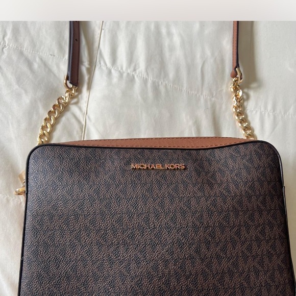 Michael Kors Handbags - Michael Kors Tan Leather Shoulder Bag